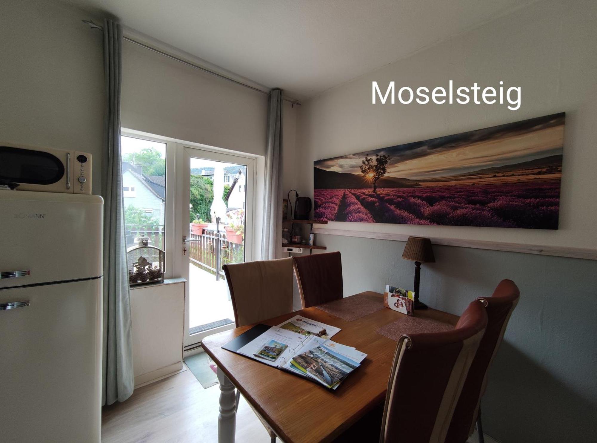 Ferienhaus Moselglueck Enkirch Phòng bức ảnh
